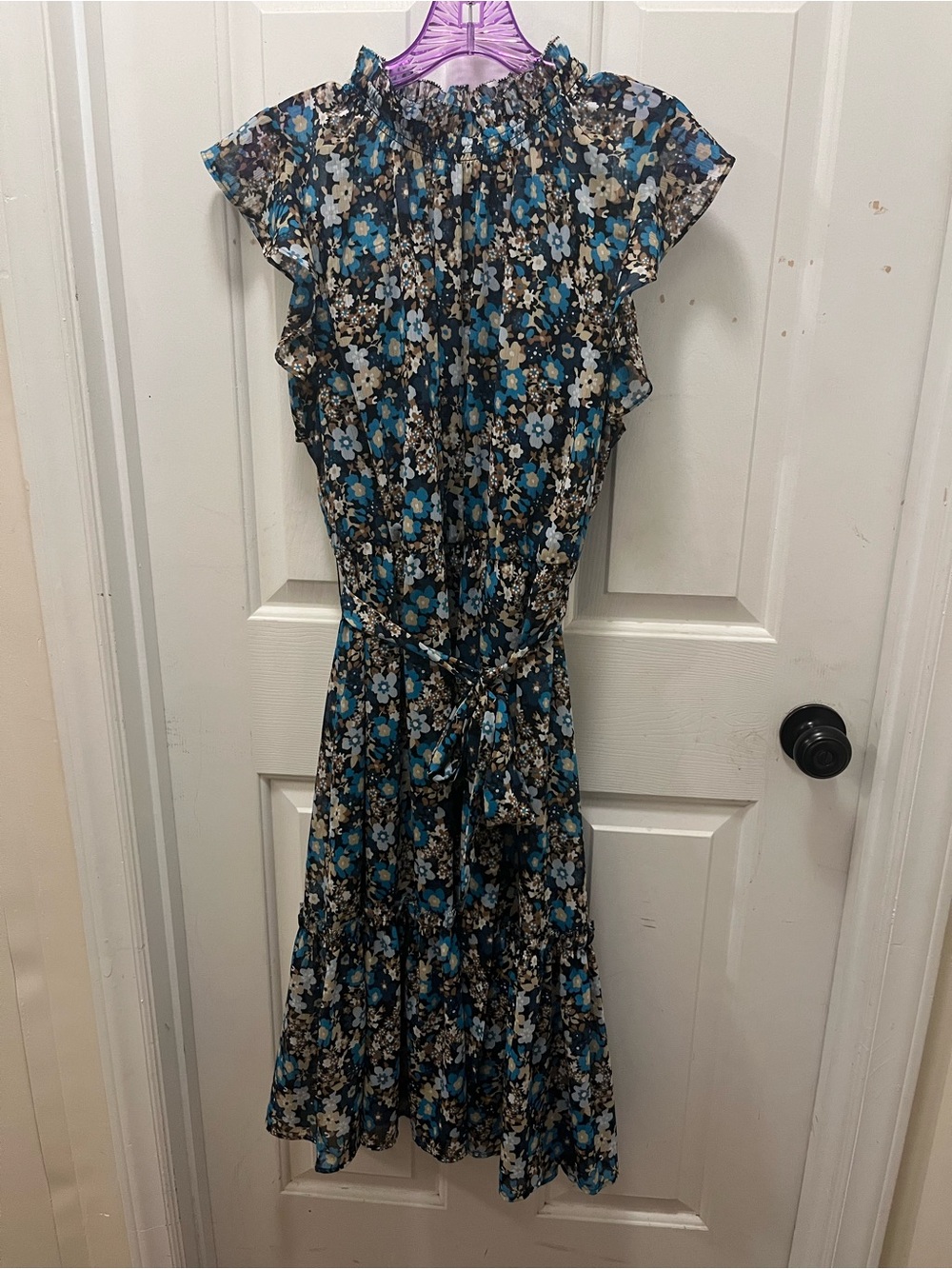 LIKE NEW Ann Taylor Floral Mock-neck Ruffled Midi Dress - Sz Medium
